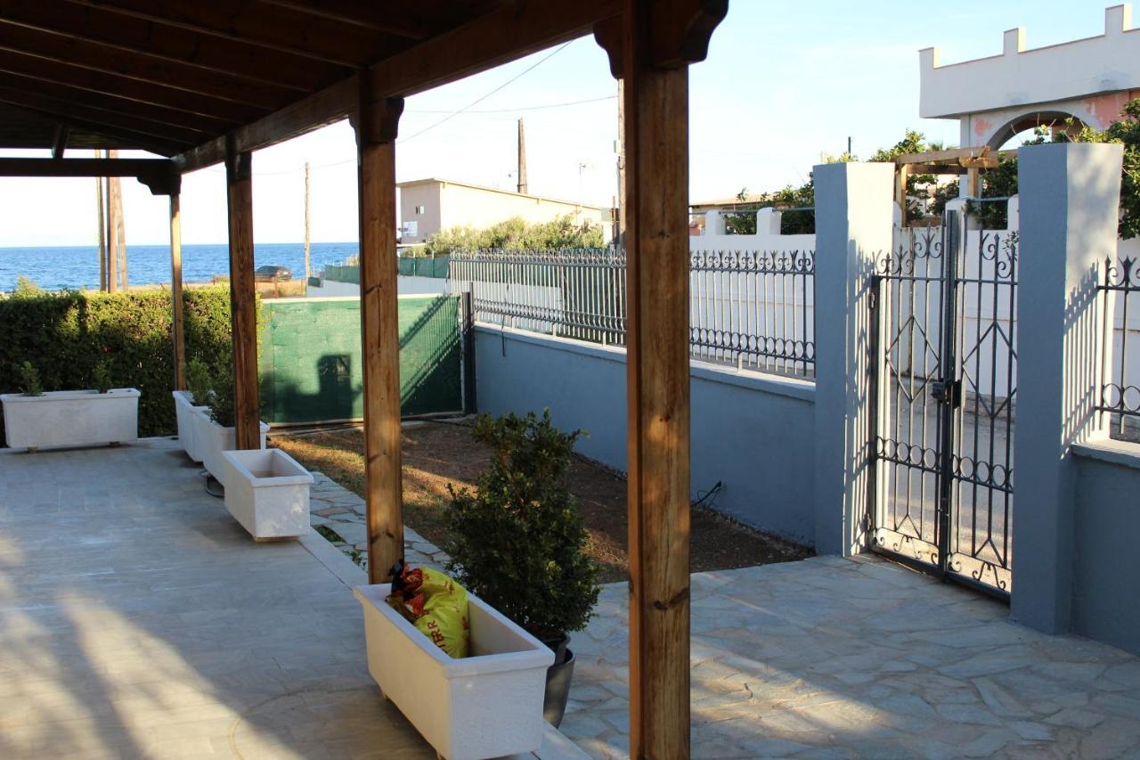 The House Of Travelers Villa Artemida  Exterior photo